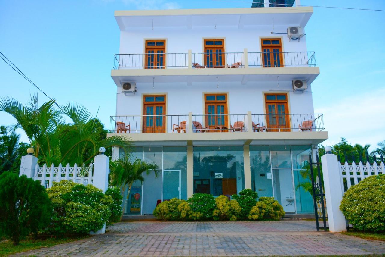 Hotel Kiyara Dambulla Zewnętrze zdjęcie